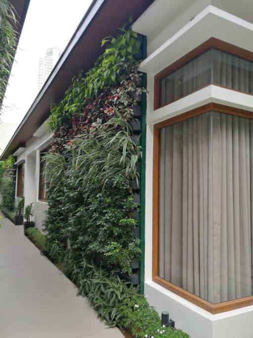 Adria Residences - Emerald Garden - 2 Bedroom Unit For 4 Person Manila Zewnętrze zdjęcie