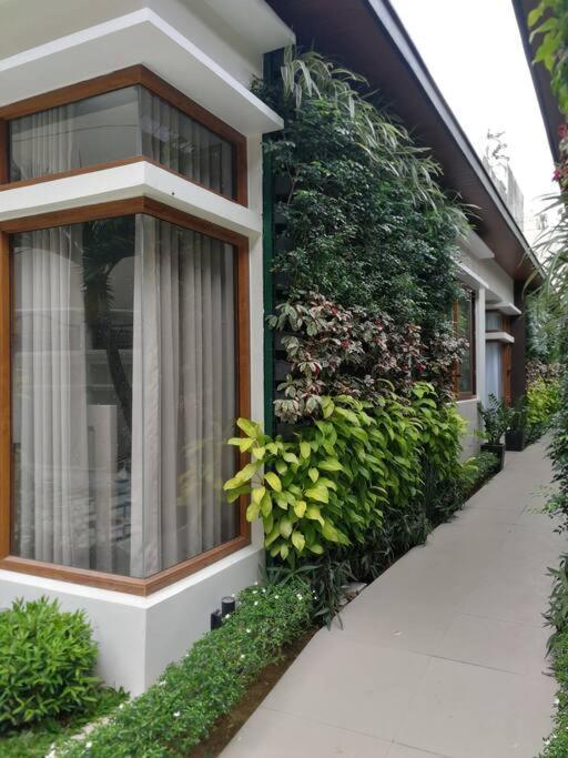 Adria Residences - Emerald Garden - 2 Bedroom Unit For 4 Person Manila Zewnętrze zdjęcie