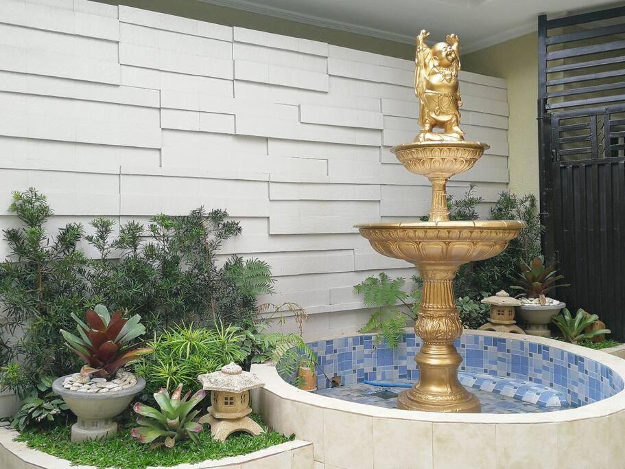 Adria Residences - Emerald Garden - 2 Bedroom Unit For 4 Person Manila Zewnętrze zdjęcie